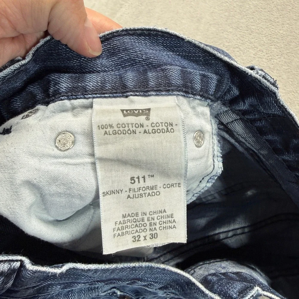 Levi's 511 Jeans Mens 32x30 Skinny Jeans 32x30 Blue Distressed Faded‎ Dark Denim